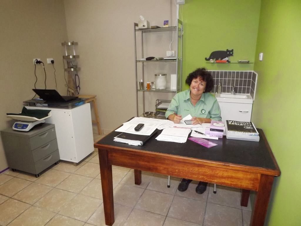 Dr Paula Hastie