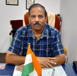 Dr. M K Saxena