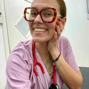 Dr. Ewelina